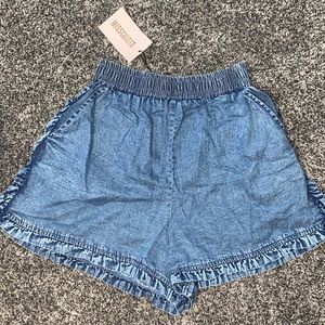 Missguided denim shorts NWT